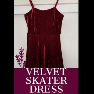 JOE BOXER LARGE VELVET SKATER DRESS